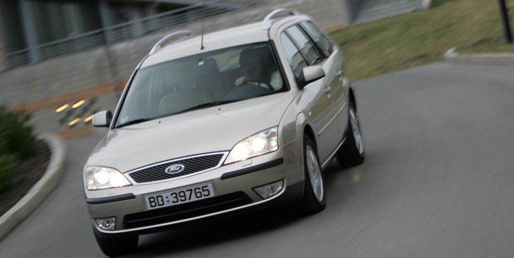 TYPISK STASJONSVOGN: En Ford Mondeo av forrige utgave er rommelig, men bør ifølge Dekra sjekkes godt. FOTO: Egil Nordlien, HM Foto TYPISK STASJONSVOGN: En Ford Mondeo av forrige utgave er rommelig, men bør ifølge Dekra sjekkes godt. FOTO: Egil Nordlien, HM Foto