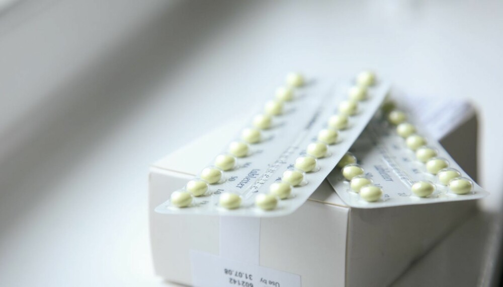 MINIPILLER: Virkningsmekanismene i p-piller og minipiller er de samme - de forhindrer graviditet - men minipiller inneholder ikke østrogen og må tas mer nøyaktig til bestemte tider.