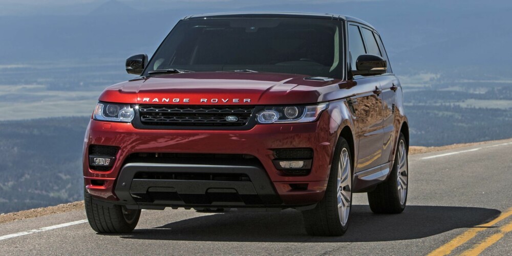 REKORD: Klatreracet Pikes Peak går straks av stabelen, men Land Rover tyvstartet begivenheten med nye Range Rover Sport, og hevder at den er den raskeste serieproduserte SUV-en som noensinne har kjørt Pikes Peak-løypa. FOTO: Dom Romney REKORD: Klatreracet Pikes Peak går straks av stabelen, men Land Rover tyvstartet begivenheten med nye Range Rover Sport, og hevder at den er den raskeste serieproduserte SUV-en som noensinne har kjørt Pikes Peak-løypa. FOTO: Dom Romney
