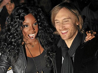 LOVE TAKES OVER: Kelly Rowland og David Guetta står bak en av sommeren og høstens største partylåter.