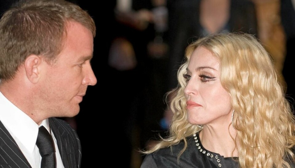 BITTER STRID: Det kommer stadig fram nytt grums i kjølvannet av skilsmissen mellom Guy Ritchie og Madonna.