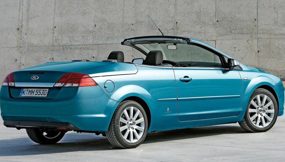 KABRIOLET: Dersom du skal kjøpe en brukt kabriolet skal du være litt ekstra oppmerksom på rust, særlig i skjøtene mellom tak og karosseri. FOTO: Newspress