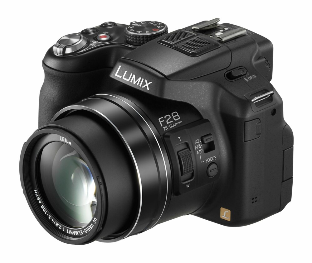 SPEILREFLAKSAKTIG: I utforming minner FZ200 mer om et speilreflekskamera enn et kompaktkamera. Bildekvaliteten er dog mer i kompaktkameraklassen.