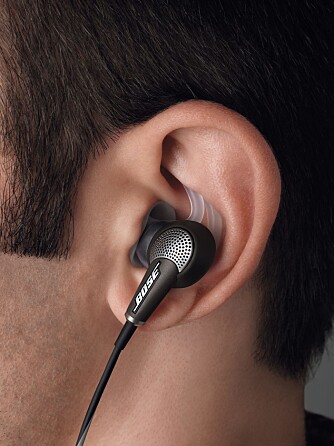 I ØRET: Bose QC20i er et såkalt i-øret-hodesett. I ØRET: Bose QC20i er et såkalt i-øret-hodesett.