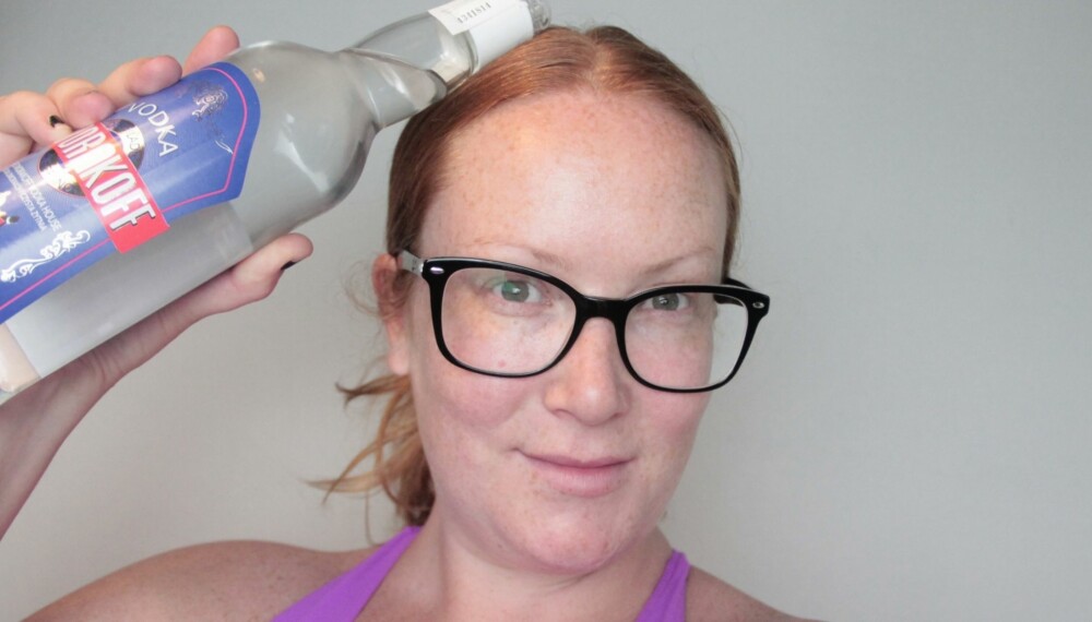 VODKA I HÅRET: Tove vasket håret med vodka. Sjekk hvordan det gikk her... VODKA I HÅRET: Tove vasket håret med vodka. Sjekk hvordan det gikk her...