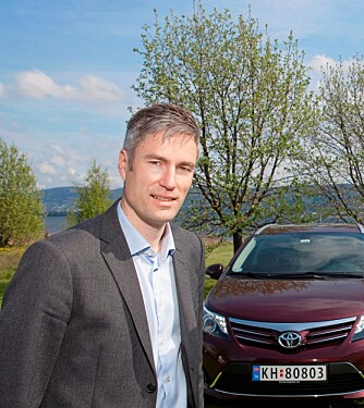 UNDRENDE: Informasjonssjef i Toyota Norge, Espen Olsen. UNDRENDE: Informasjonssjef i Toyota Norge, Espen Olsen.