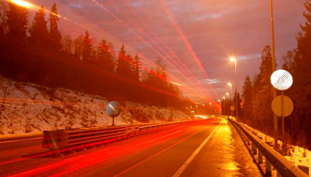 HØYERE FART: Fartsgrensen på E134-strekningen mellom Drammen og Mjøndalen (bildet) ble oppjustert fra 70 til 90 km/t før jul. Meningen er at stadig flere midtdelte strekninger skal få tilsvarende oppjustering.