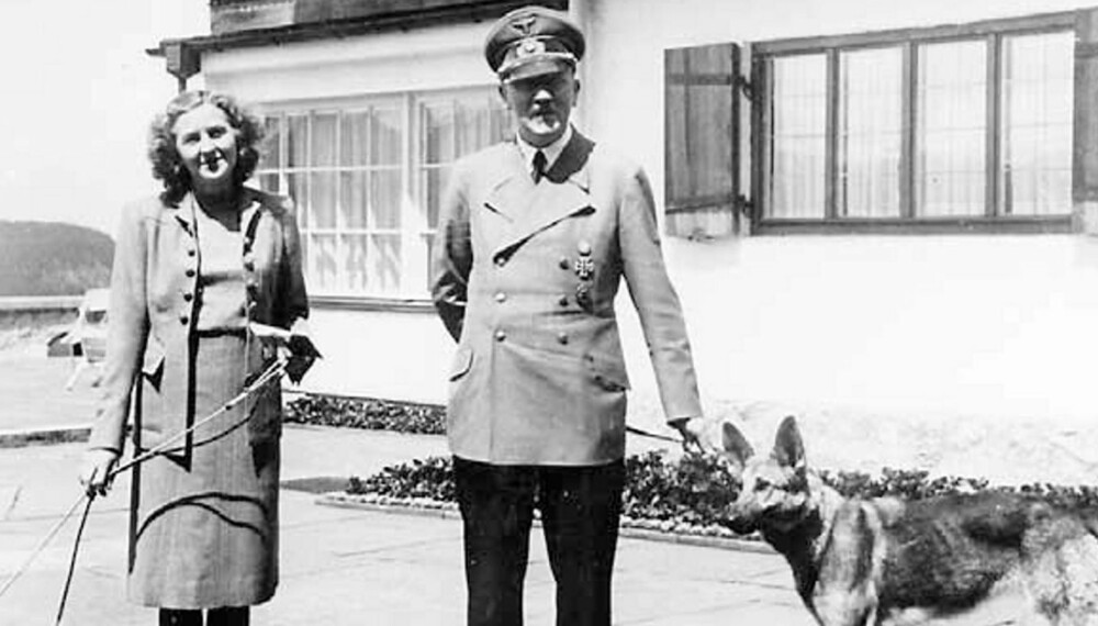 Hundefører Adolf med Førerhunden Blondi...og Eva med en selskapsbikkje av ukjent stamtavle.