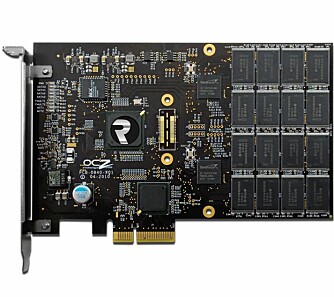 SSD I PCIE: For å få maksimal ytelse er systemdisken koblet rett inn i hjertet av hovedkortet. SATA blir rett 
og slett for tregt for denne superdisken.