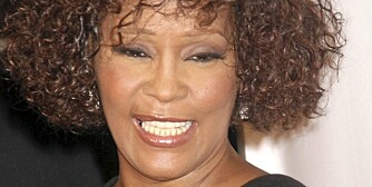 FUNNET DØD: Whitney Houston ble funnet død på hotellrommet sitt i Los Angeles. Hun døde trolig av en blanding av ulike reseptbelagte piller og alkohol.