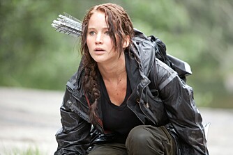 MÅ SLÅSS: Som Katniss i "Hunger Games" må Jennifer kjempe for livet.