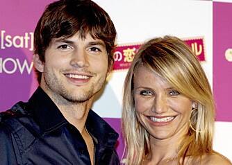 FLØRTET VILT: Cameron flørtet med Demi Moores eksmann Ashton Kutcher på Golden Globe-utdelingen i januar. Her et bilde fra 2008, da de spilte sammen i "What Happens In Vegas".