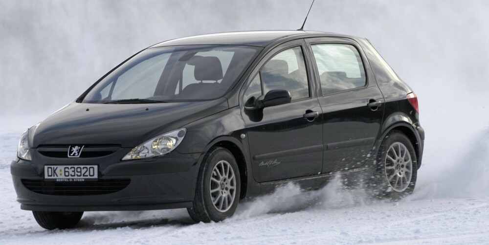 SJEKK NØYE: Peugeot 307 har flere feil en snittet. Sjekk særlig bremser og styring.