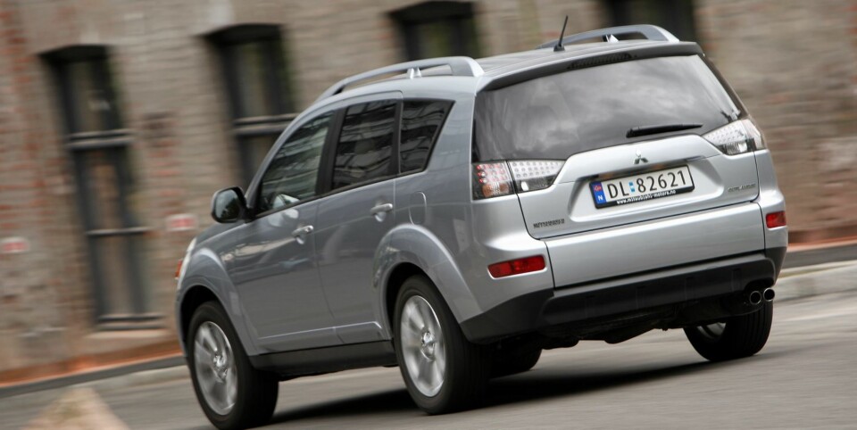 SUV-EREN: Mange nordmenn ønsker seg SUV. Outlander er i så måte være et relativt trygt kjøp.