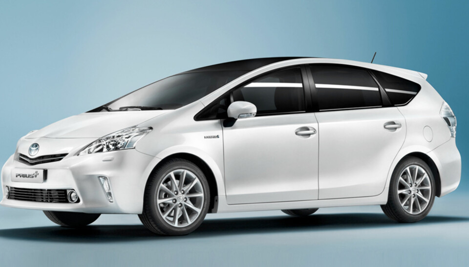 STØRRE HYBRID: Prius Plus blir større enn den normale varianten. Her er konseptbilen som ble vist fram på Genève-utstillingen.