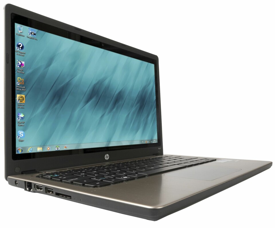 PROFF: Designet på HPs Folio 13 drar tankene mer i retning av proffmaskin, enn en stilren ultrabook. Likevel synes vi HP har gjort en god jobb med designet på Folio, og det skiller seg definitivt ut fra resten av flokken.