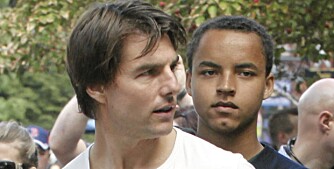 ANSTRENGT FORHOLD: Connor har alltid hatt et forknytt forhold til sin strenge far Tom Cruise. Nå ønsker han å være mer selvstendig.
