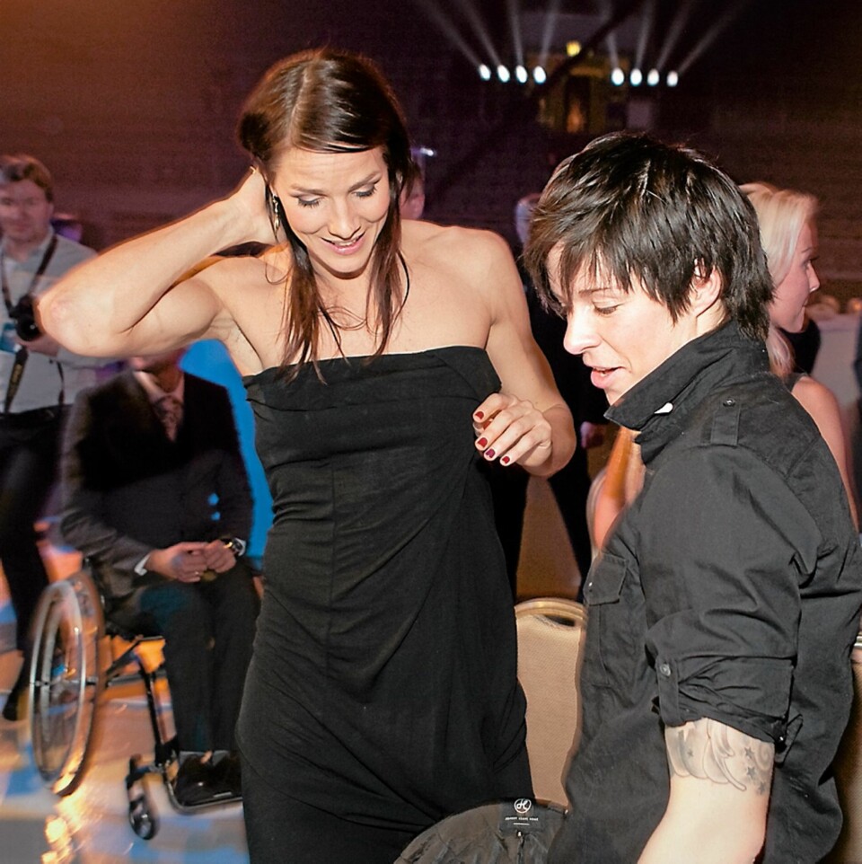 NYBAKTE FORELDRE: Gro Hammerseng og samboer Anja Edin har vært sammen i to år. Sammen har de lille Mio.