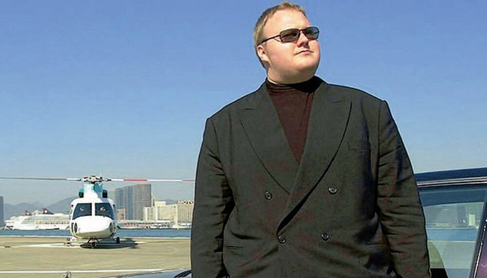 Kim DotCom er en mann i farten. Derfor trenger han både bil og helikopter. Dette bildet er tatt i Hong Kong i 1999.
