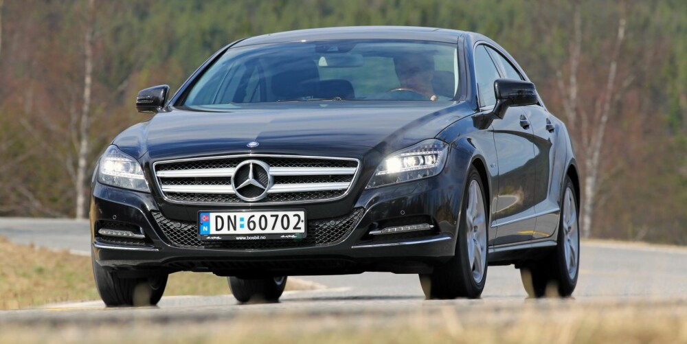 DYRT: Mercedes-Benz koster godt over en halv million kroner i snitt. FOTO: Terje Bjørnsen DYRT: Mercedes-Benz koster godt over en halv million kroner i snitt. FOTO: Terje Bjørnsen