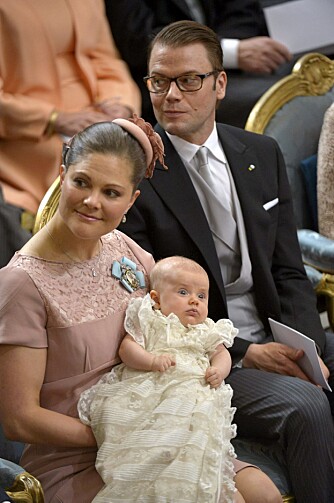 HRM, HRM: Prinsesse Estelle kremtet litt, men var ellers helt rolig under dåpen.