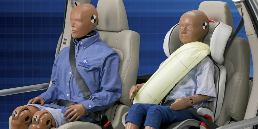 ØKER SIKKERHETEN: Nye Ford Mondeo får oppblåsbare setebelter bak. Foto: Ford ØKER SIKKERHETEN: Nye Ford Mondeo får oppblåsbare setebelter bak. Foto: Ford