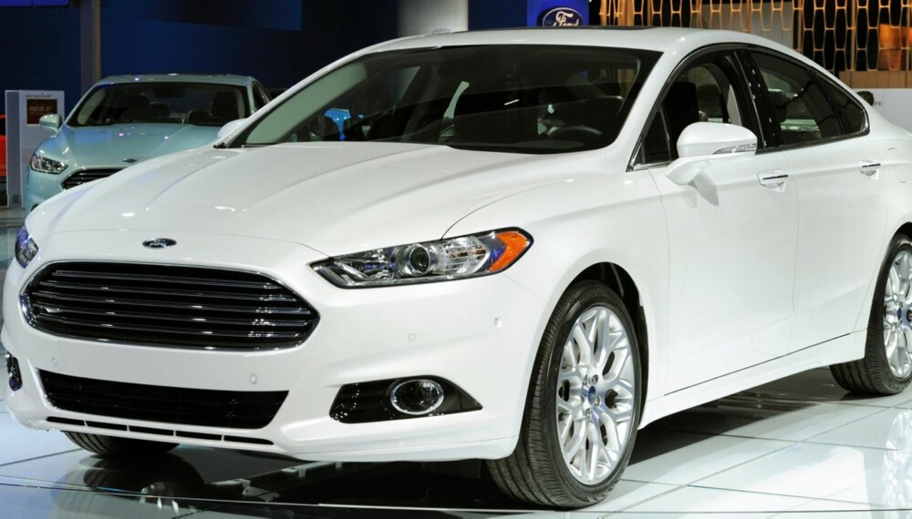 MONDEO: Nye Ford Mondeo får oppblåsbare setebelter i baksetet. Bilen kommer til Norge neste år. Foto: Ford MONDEO: Nye Ford Mondeo får oppblåsbare setebelter i baksetet. Bilen kommer til Norge neste år. Foto: Ford