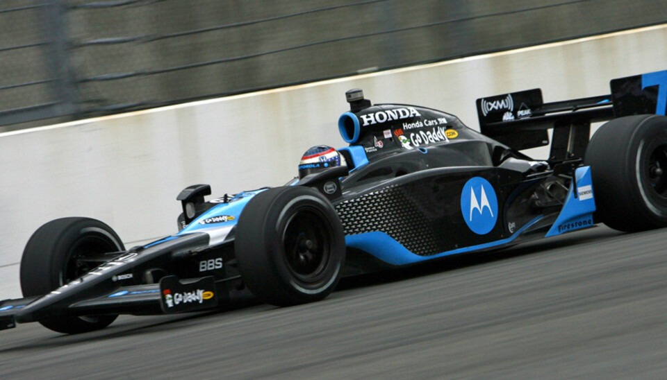 D. Patrick kjører for Indy Car-teamet Andretti Green Racing.