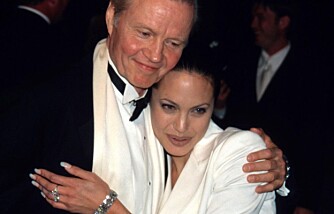 Jon Voight og Angelina Jolie i 2002