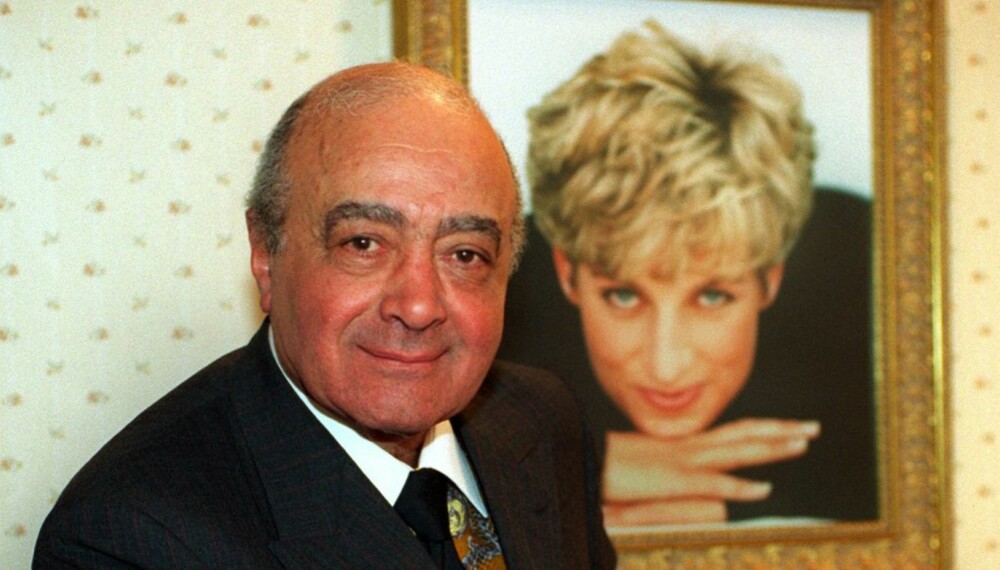 Mohamed Al Fayed med sit favorittportrett av Diana Mohamed Al Fayed med sit favorittportrett av Diana