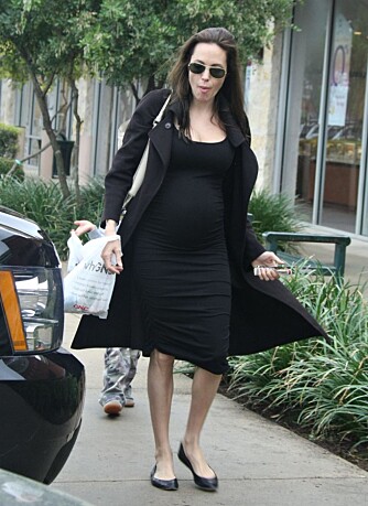 Gravide Angelina Jolie Gravide Angelina Jolie