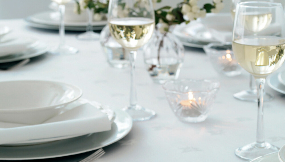 VARIASJON: Skap din egen stil til bryllupsbordet. Under får du tipsene til det flotteste bordet!