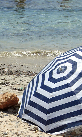 BEACHPARTY: Lag en skikkelig strandfest. Om ikke været holder, ta strandstolen med deg hjem.