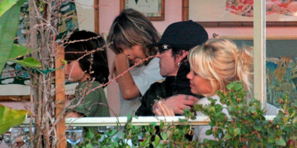 FAMILIEIDYLL: Pamela Anderson og Tommy Lee har alltid hatt et sterkt bånd i forbindelse med oppdragelsen av barna Brandon og Dylan