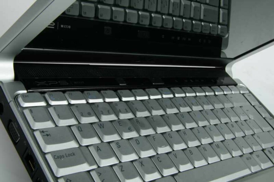 IKKE STRAMT: Tastaturet slarker i meste laget.