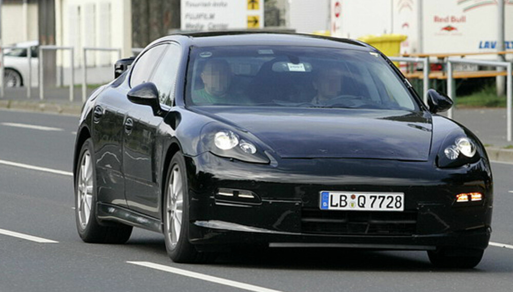 Designen på den kommende Panamera får sterke hint fra 911. (Foto: Automedia)