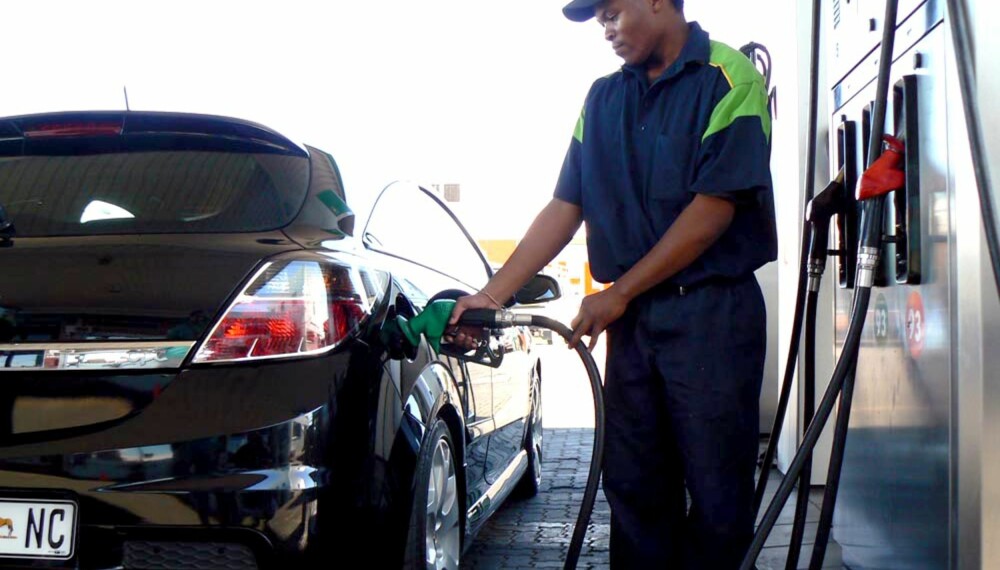 Du kan kjøre rundt i en bil som kan gå på biodiesel  uten å vite det. Nå skal myndighetene informere deg.