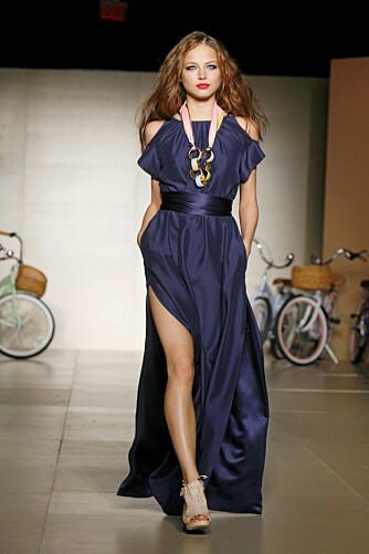 POPULÆR MODELL: Ruslana har vørt modell for blant annet Christian Dior, Marc Jacobs og Vera Wang