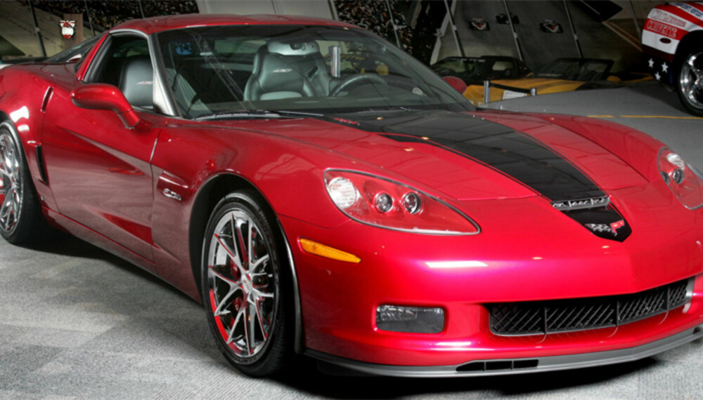 Med særegen, rosarød farge og unik dekor på panseret og i interiøret, skal man ikke være i tvil om at dette er en av de 505 spesialmodellene av Corvette.