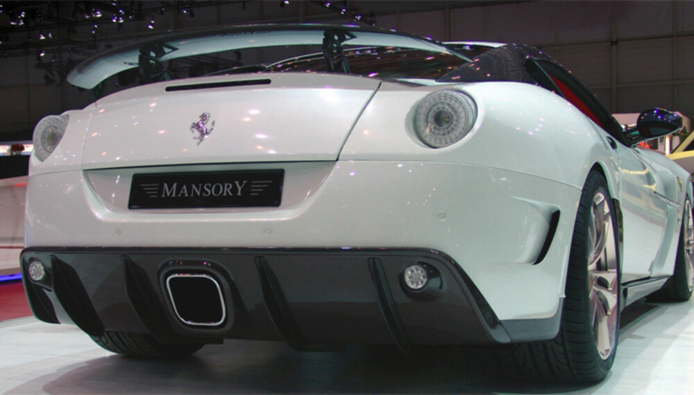 Mansory driver kun med foredling av svært kostbare biler. Når de tar for seg en Ferrari, gjør de det ordentlig.