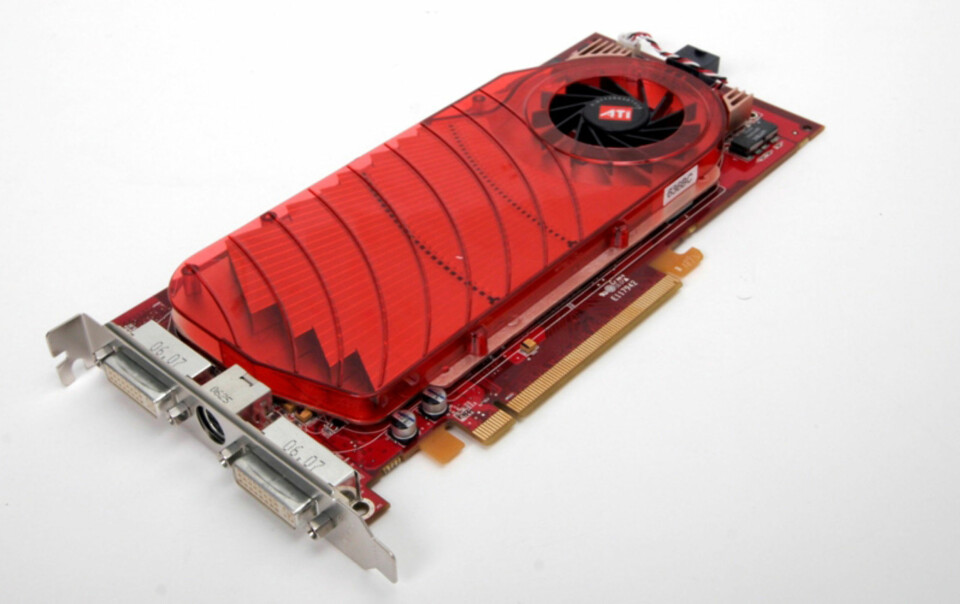 BAKTROPPEN: PowerColor Radeon X1900 GT stiller et lite stykke bak de beste kortene i vår test av grafikkort.