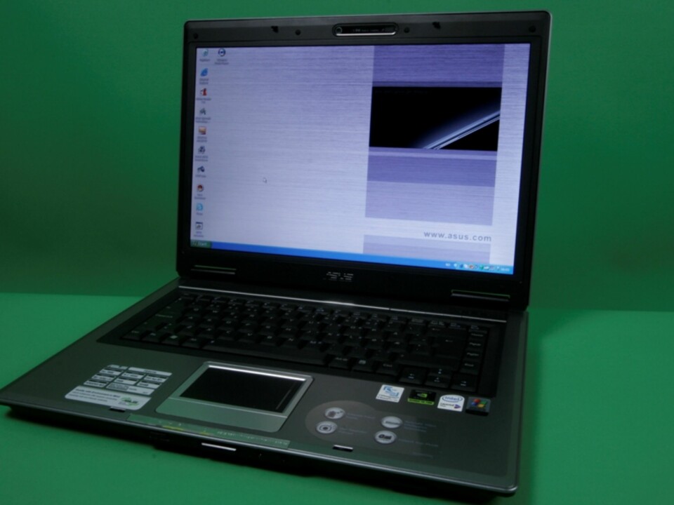 ASUS F3JC-AP093M