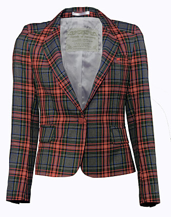 Rutete blazer fra Moods of Norway, 2399 kroner.