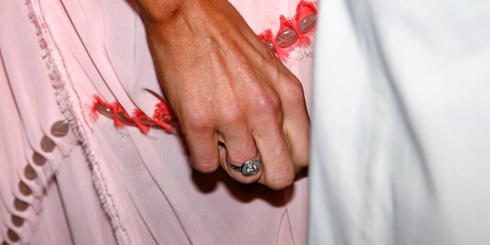 RINGEN: Her er ringen son har satt i gang spekulasjonene om en forlovelse mellom Gunhild Melhus og Petter Stordalen.