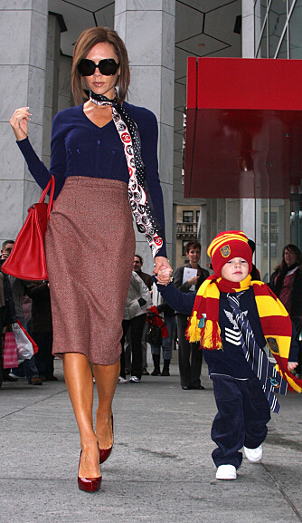 Victoria Beckham med sønnen Cruz. Victoria Beckham med sønnen Cruz.