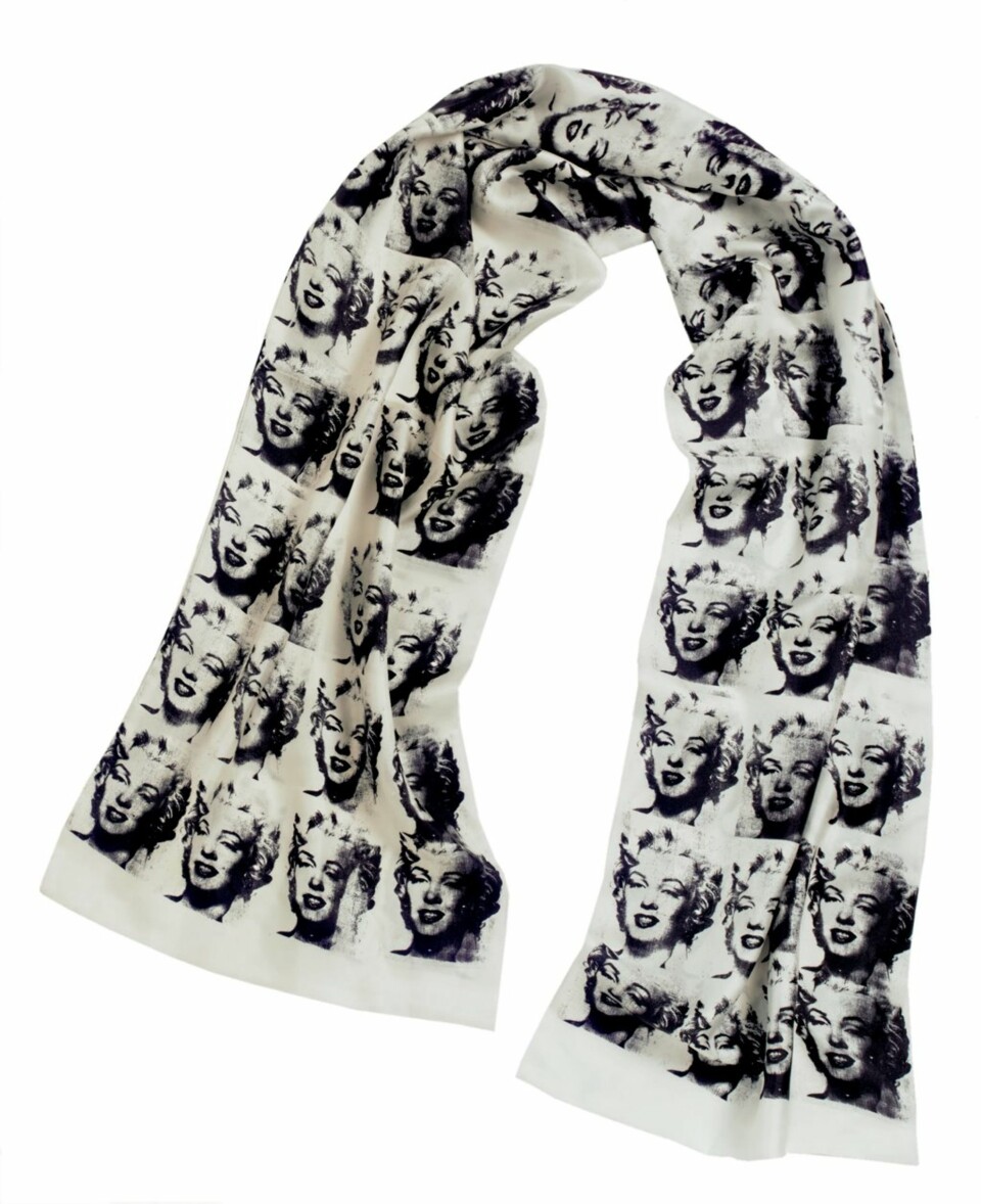 Silkeskjerf fra the Andy Warhol Collection, kr 2399