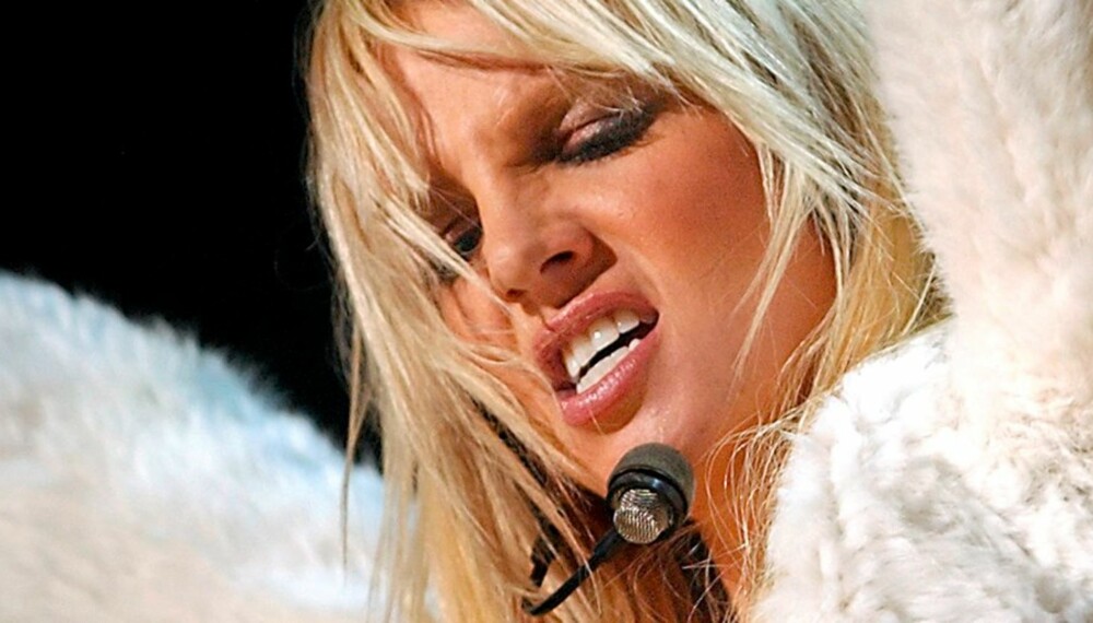 TVUNGET TIL Å SYNGE: Britney har visstnok blitt tvunget til å spille inn et nytt album