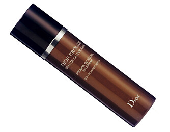 Dior Bronze sun powder spray, kr 390. Dior Bronze sun powder spray, kr 390.