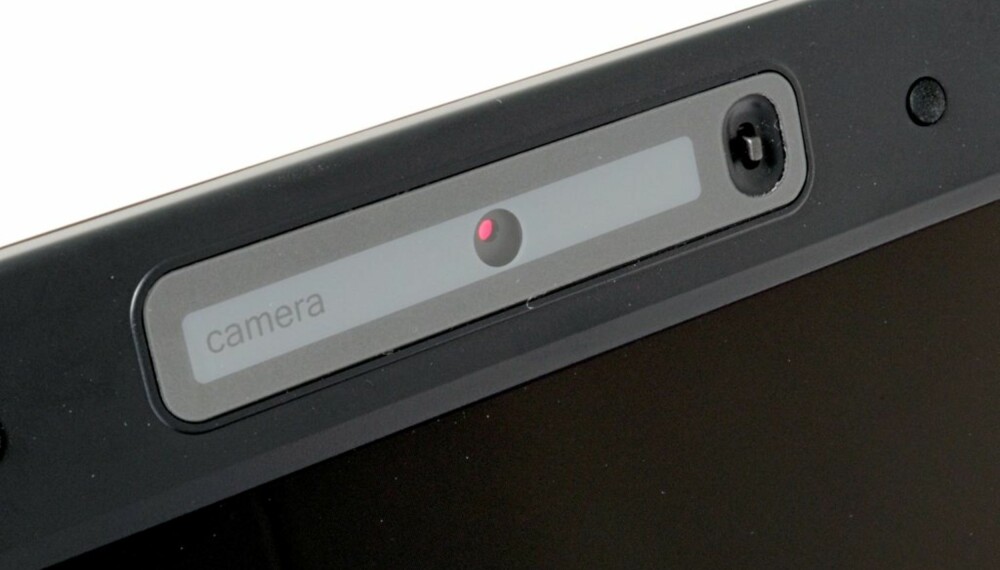 HEI SANN: Webkamera som tiltes med spaken til høyre.