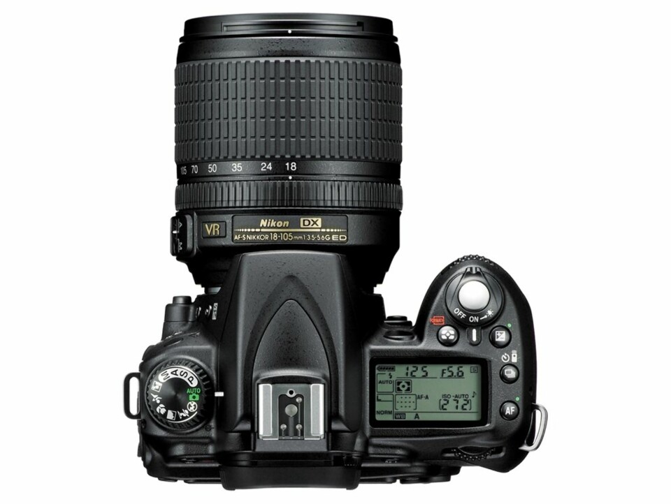 D90 får et nytt standardobjektiv med en brennvidde på 18 - 105 mm.